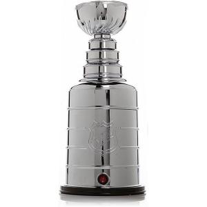 imageUncanny Brands Star Wars R2D2 Popcorn Maker Fully Operational Droid Kitchen ApplianceStanley Cup