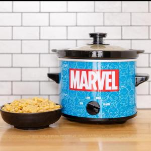 imageUncanny Brands Star Wars 2Quart Slow Cooker Kitchen ApplianceMarvel Eat the Universe