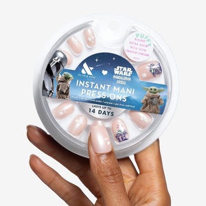 image:imageOlive amp June Instant Mani PressOn Nails Glue  Star Wars The Mandalorian amp Grogu  42 Fake Nails 21 Sizes  NonToxic LongLasting Up to 14 Days  Extra Short Round  Nom Nom Orange ChromeNom Nom Orange Chrome
